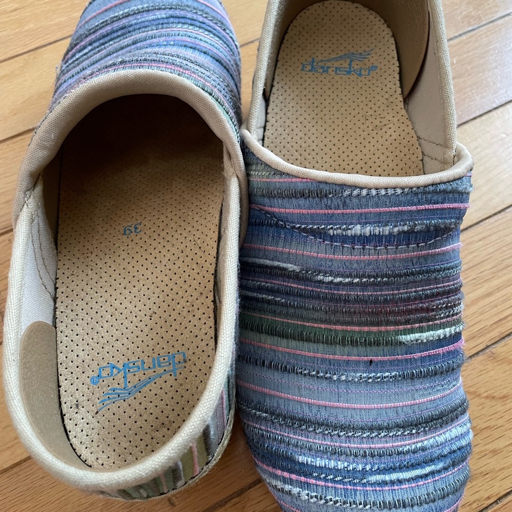 Dansko clogs - Picture 3 of 3